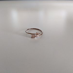 Arrow Ring